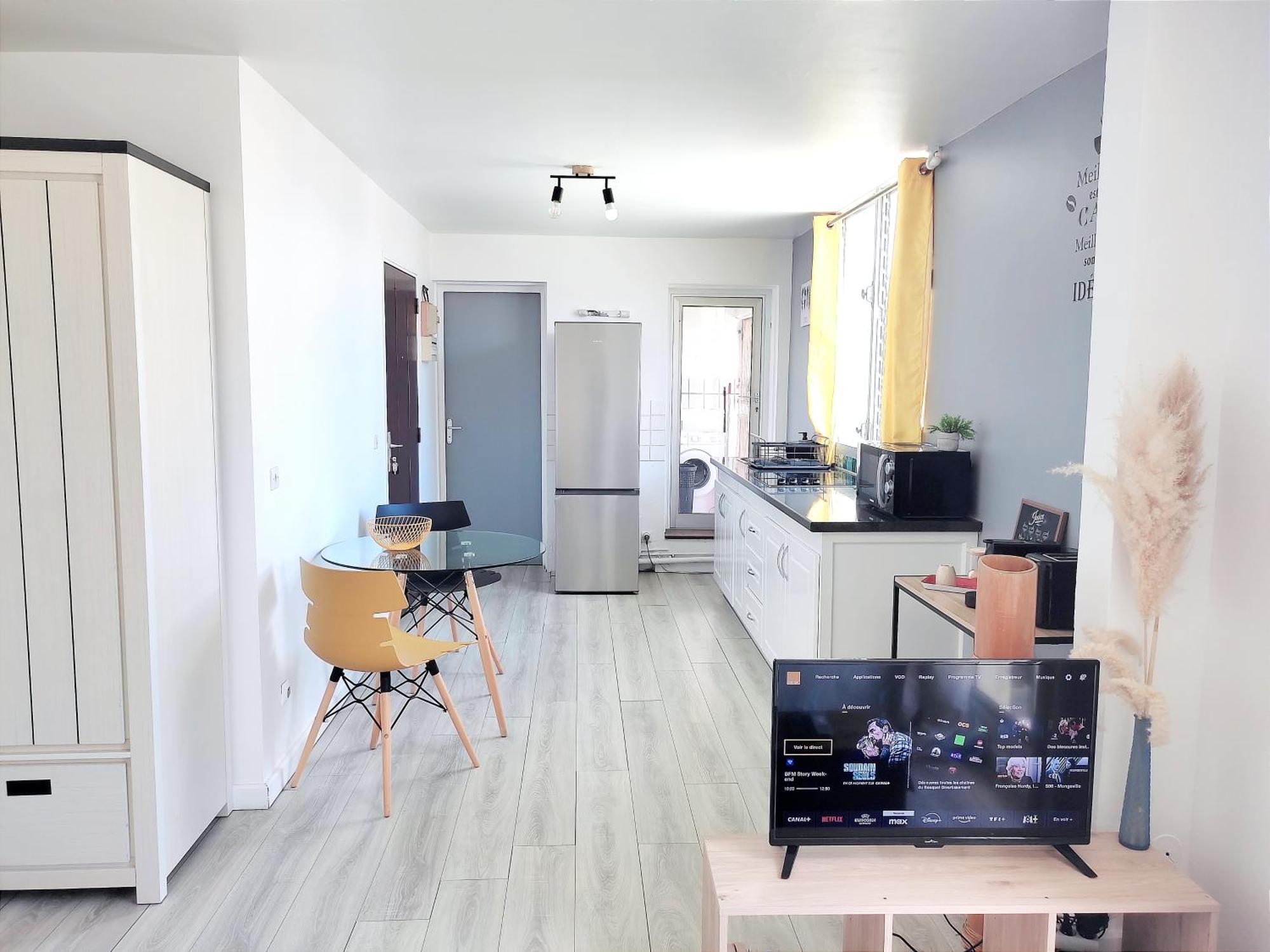 Charmant Studio Idealement Situe A La Marina Du Gosier Apartment Pointe-a-Pitre  Exterior photo